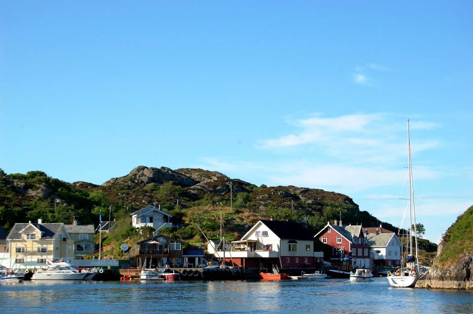 Рыбацкая деревня Эспевайер. Яхт-тур в Норвегии