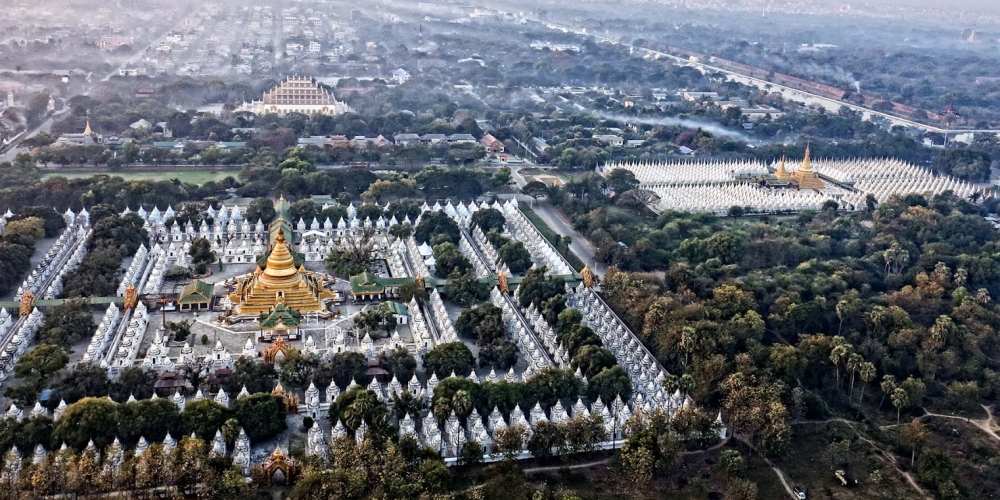 kuthodaw-pagoda-mandalay-5-1000x500.jpg