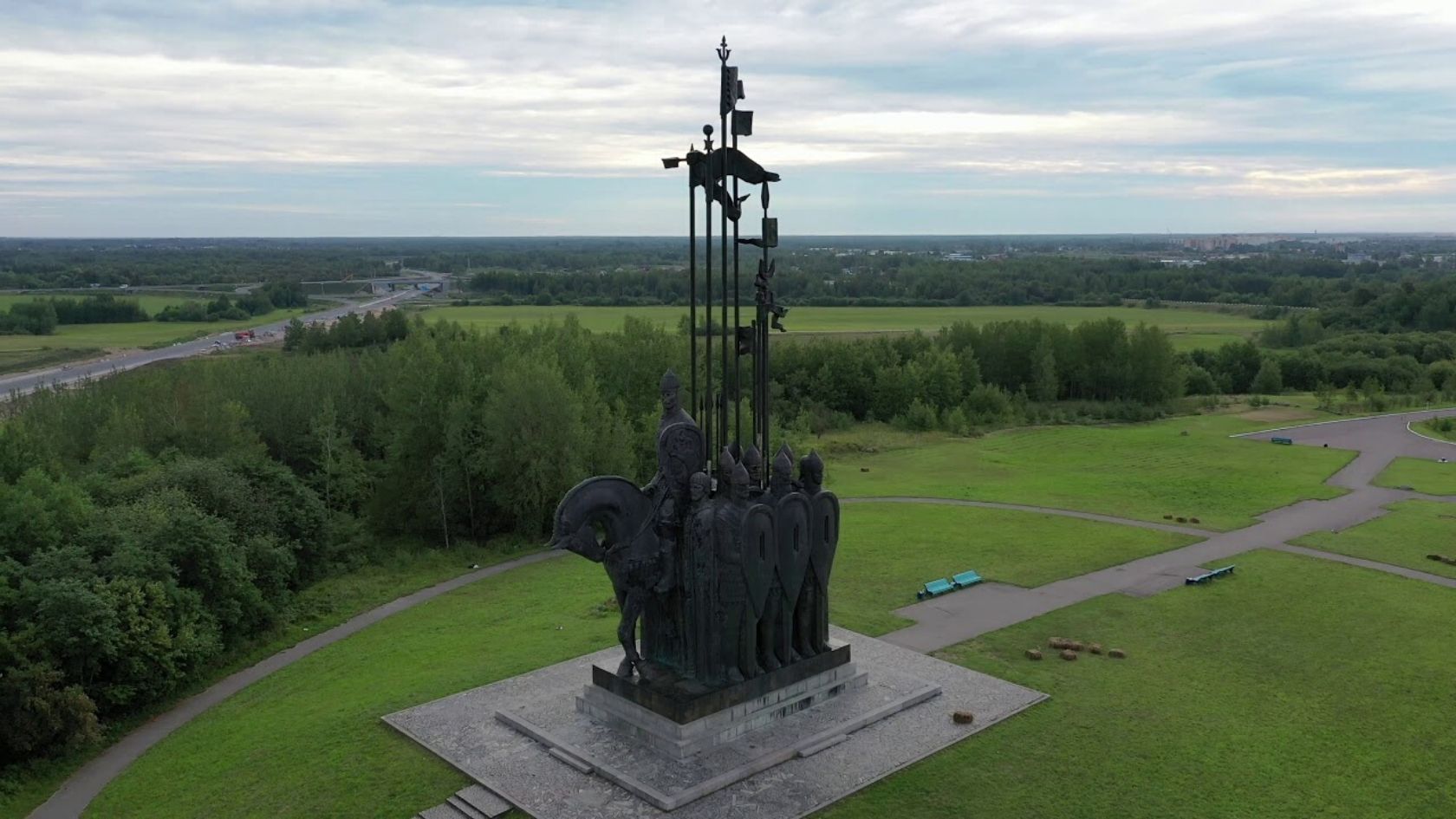 Памятник Александру Невскому на горе Соколиха