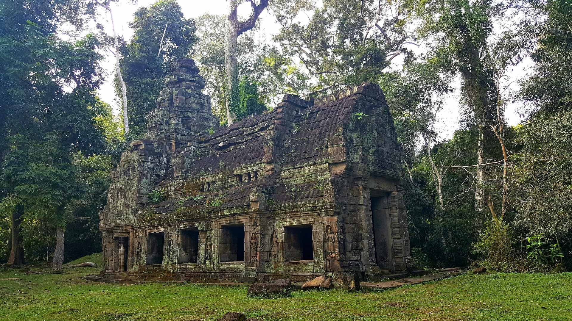 Камни камбоджи