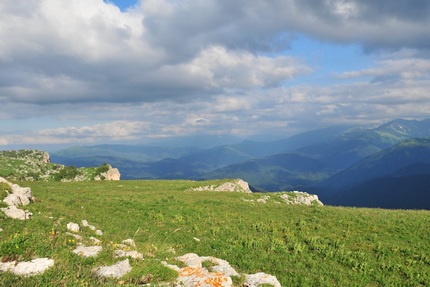 Активный семейный отдых: Кавказ с детьми - поход по Адыгее