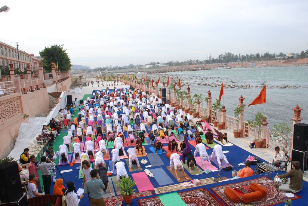Фестиваль йоги в Ришикеше