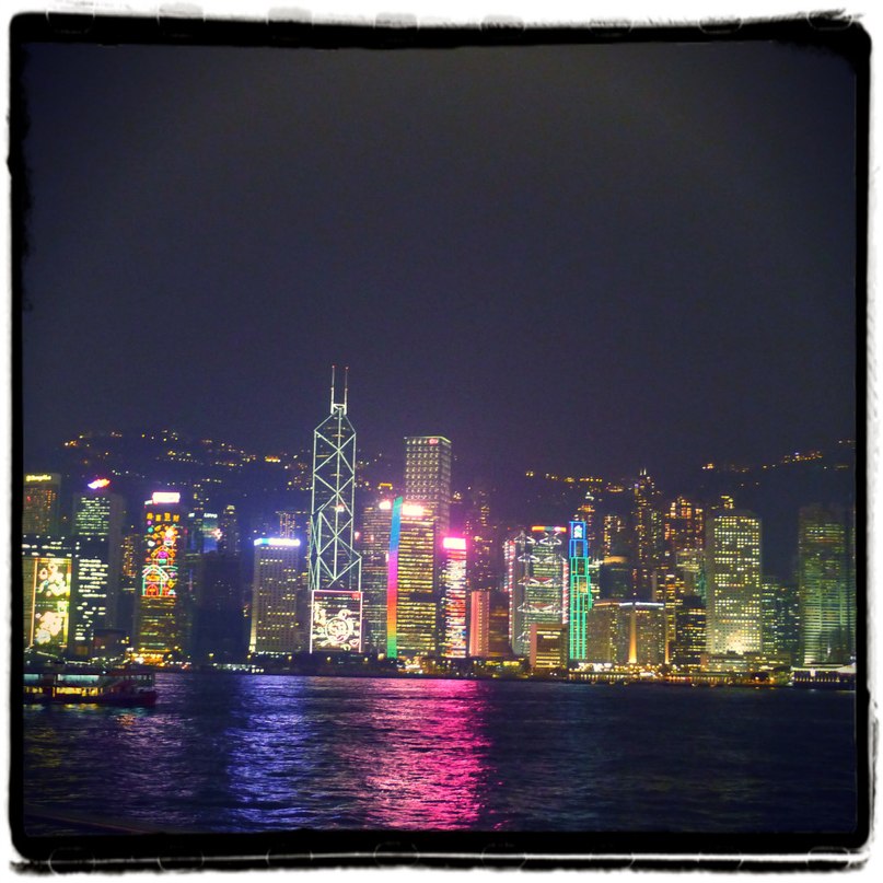 Небоскребы со стороны Коулуна Гонконг