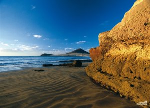 tenerife-playa-del_medano_small_0.jpg