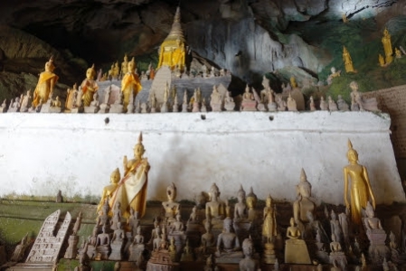 Лаос, буддийский пещерный комплекс Паку