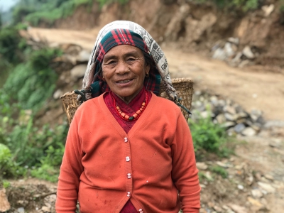 непал, горная жительница