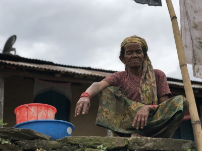 непальская бабушка
